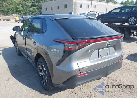 2024 Toyota Bz4X Xle из США, поврежденный, VIN JTMABACAXRA067401